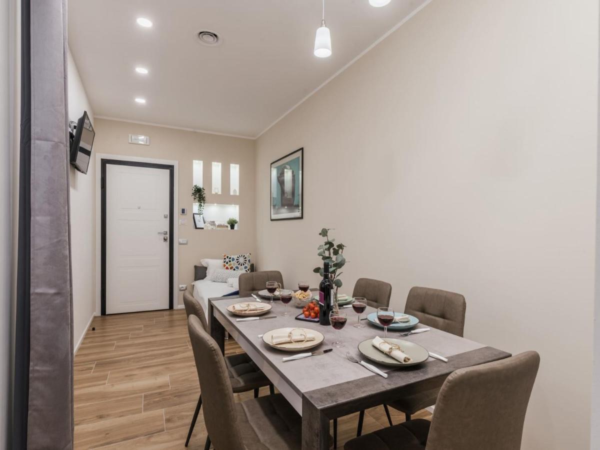 The Best Rent - Modern Three-Bedroom Apartment A Few Steps From The Colosseum Extérieur photo