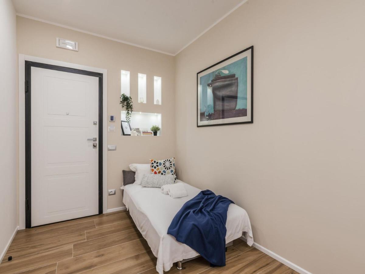 The Best Rent - Modern Three-Bedroom Apartment A Few Steps From The Colosseum Extérieur photo